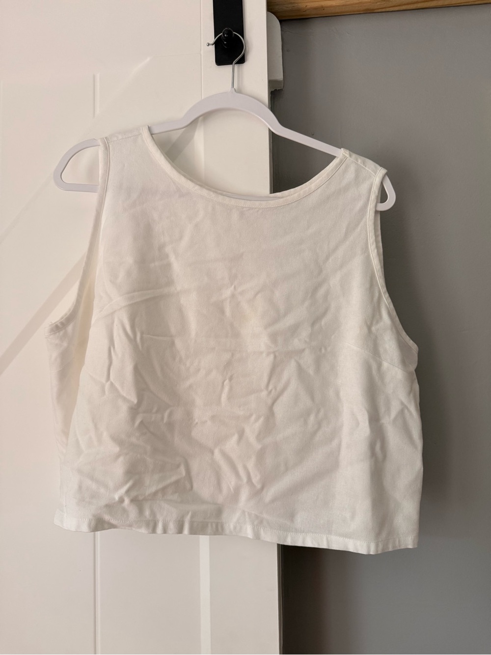 Women's Sleeveless White Cotton Tank Top